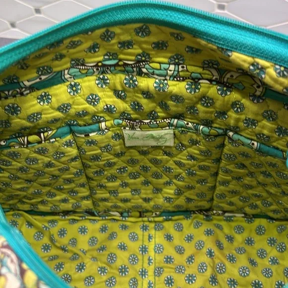 Vera Bradley Cargo Sling Crossbody Purse/Bag Retired Teal-Green Peacock Paisley - Picture 3 of 3